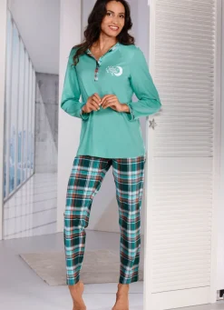 Schlafanzug mit Karodessin und langen Ärmeln