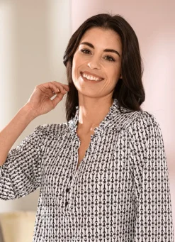 Shirt mit Glanzeffekt