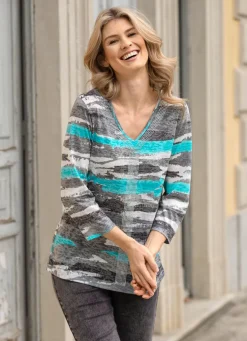 Shirt mit silberfarbenen Zierplättchen