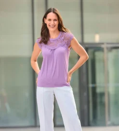 Shirt mit Spitzeneinsatz