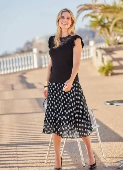 Shirt mit Volantabschlüssen