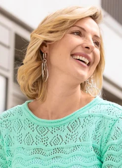 Silberfarbene Ohrringe aus hochwertigem Metall