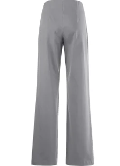 Soft-Stretch-Hose in modischer Weite