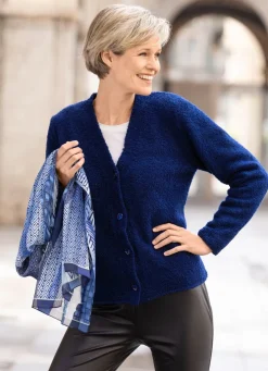 Strickjacke in flauschiger Boucléqualität