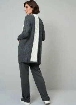 Strickjacke in Strukturmix