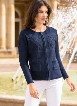 Strickjacke in Strukturmustermix