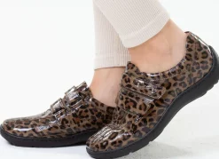 Waldläufer, bequeme Damen-Slipper, Weite H, mit herausnehmbarem Fußbett