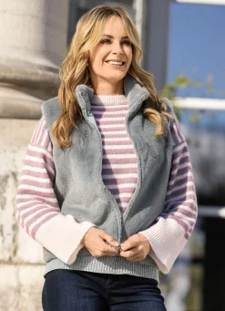 Weste aus flauschigem Kunstfell