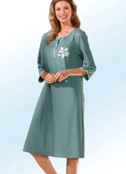 Zweierpack Nachthemden, uni und allover dessiniert mit Knopfleiste